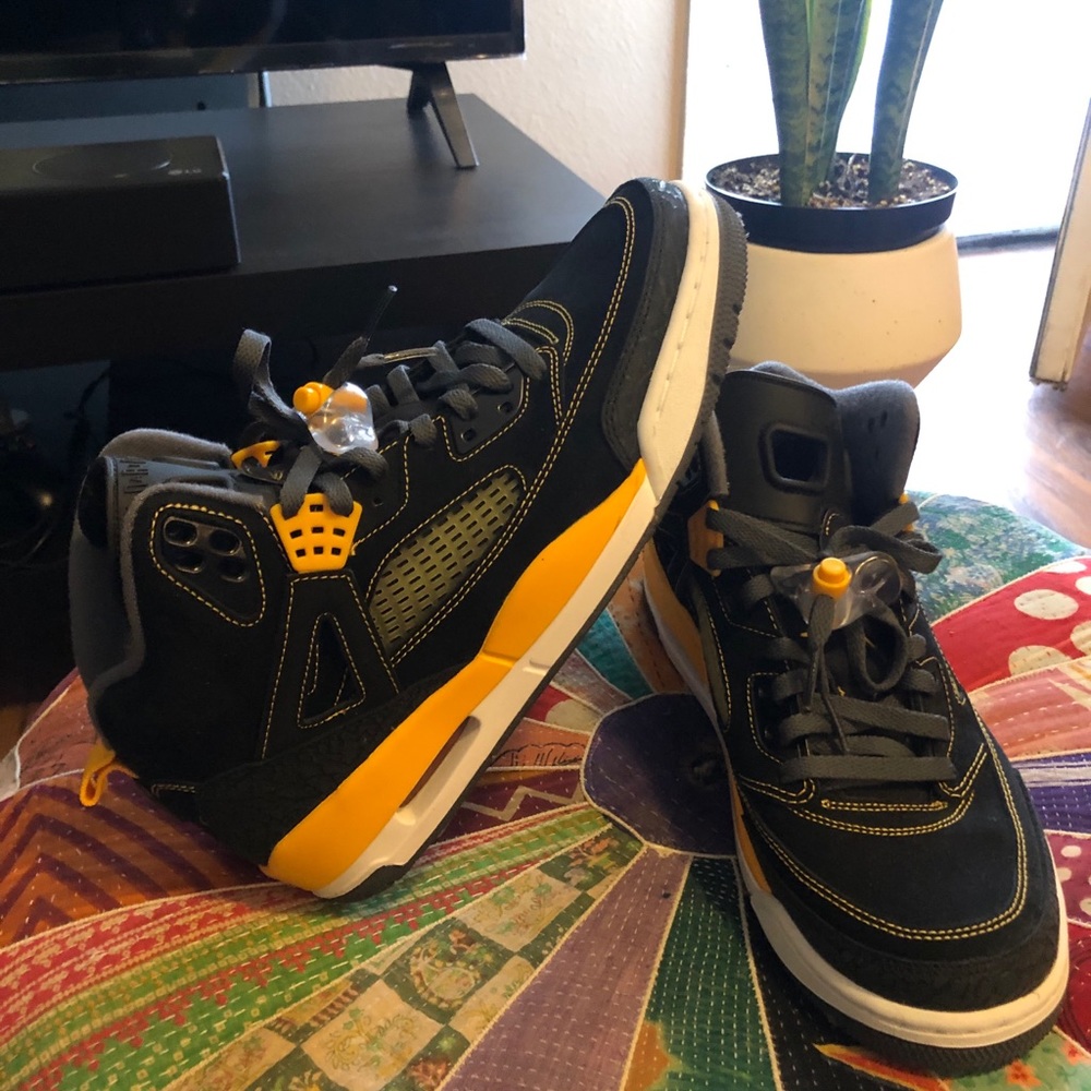 Jordan Spizike Black Gold University Spike Lee